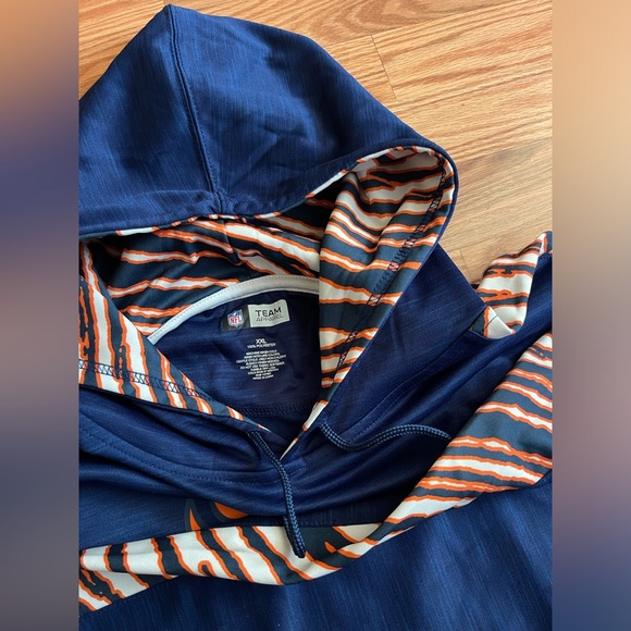 Men’s Denver Broncos Hoodie NWT - Picture 3 of 4